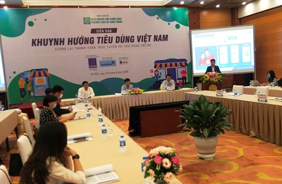 Quang cảnh diễn đ&agrave;n.