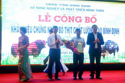 Lễ công bố nhãn hiệu chứng nhận bò thịt chất lượng cao Bình Định.