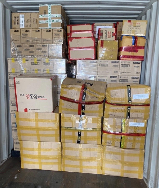 L&ocirc; h&agrave;ng hiệu được giấu s&acirc;u trong container.