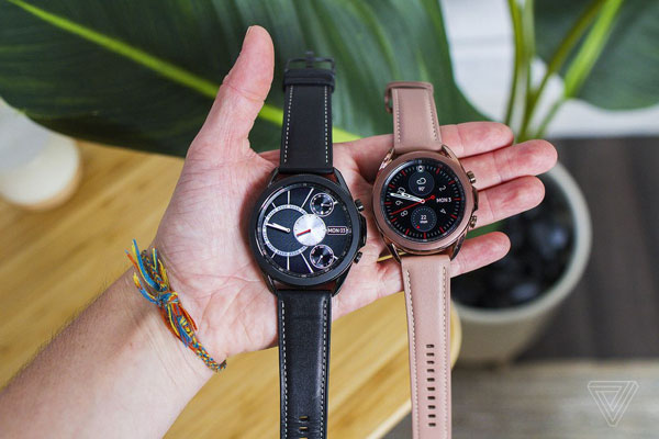Samsung chọn Thế Giới Di Động độc quyền ph&acirc;n phối Galaxy Watch 3 gi&aacute; từ 9,5 triệu.