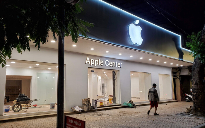 Cửa hàng Apple Center tại Việt Nam bị buộc phải gỡ logo "Táo khuyết".