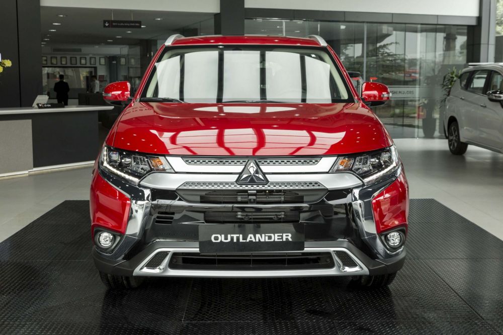 Mitsubishi Outlander lắp r&aacute;p tại Việt Nam đạt 5 sao an to&agrave;n ASEAN NCAP.