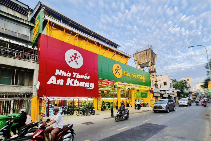 Thế Giới Di Động khai trương mô hình Bách Hoá Xanh 3 tầng kết hợp nhà thuốc An Khang.