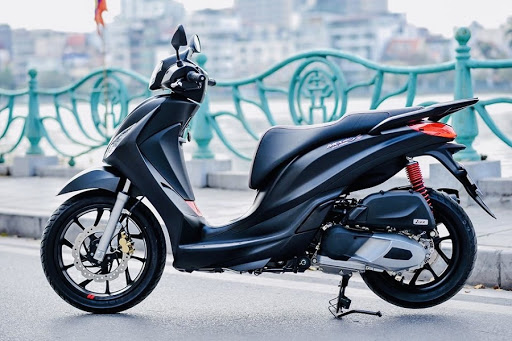 Xe Piaggio.