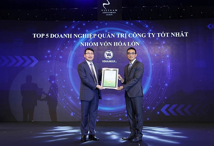 Vinamilk liên tục nhận được giải thưởng về quản trị doanh nghiệp và phát triển bền vững từ các tổ chức trong và ngoài nước.