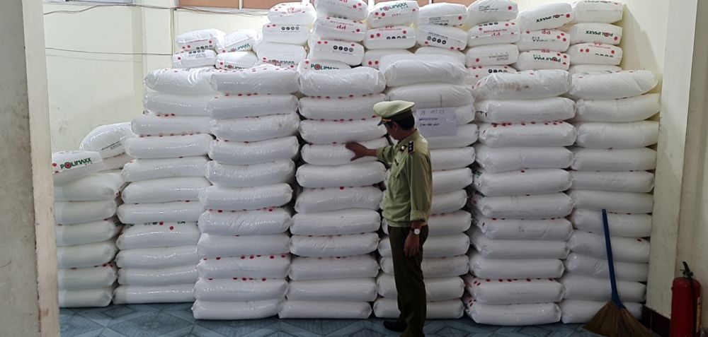 H&agrave;ng ho&aacute; vi phạm.