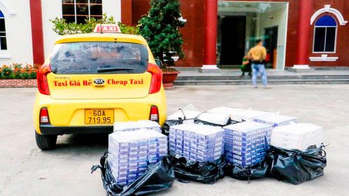 Phương tiện v&agrave; tang vật tạm giữ