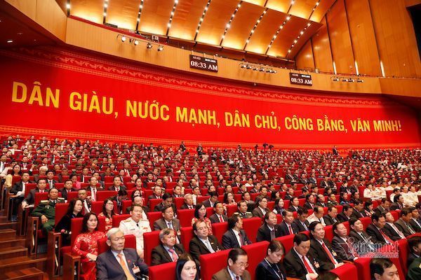 H&ocirc;m nay (30/1), Đại hội XIII của Đảng tiến h&agrave;nh quy tr&igrave;nh bầu Ban Chấp h&agrave;nh Trung ương.