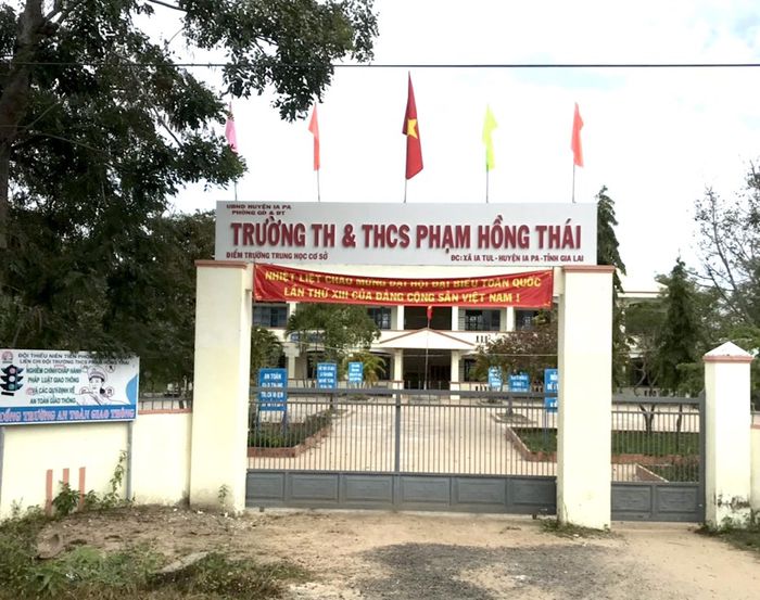 Toàn bộ học sinh Trường TH&THCS Phạm Hồng Thái, xã Ia Tul, huyện Ia Pa đã được nghỉ học.