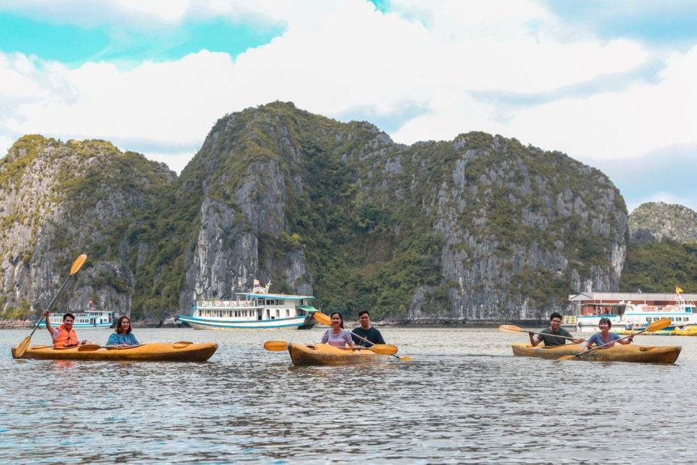 Lo lắng khi Covid-19 b&ugrave;ng ph&aacute;t trở lại, h&agrave;ng loạt du kh&aacute;ch hủy tour đến c&aacute;c điểm du lịch chưa xuất hiện ca nhiễm tr&ecirc;n cả nước.