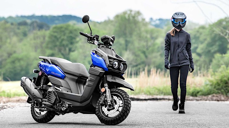Yamaha Zuma 125 thế hệ mới 2022 mang đến một diện mạo hầm hố hơn