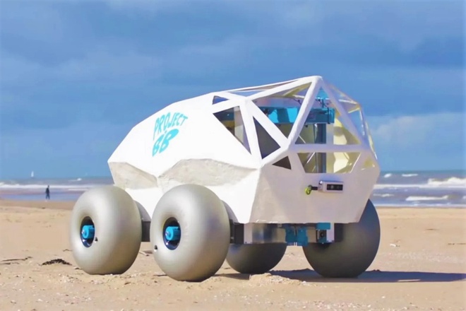 Phiên bản thử nghiệm đầu tiên của BeachBot có khả năng nhặt 10 tàn thuốc trong 30 phút.