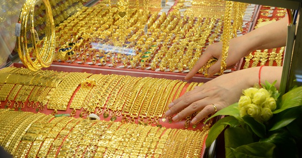 Giá vàng trong nước cao hơn thế giới tới 9,58 triệu đồng/lượng.