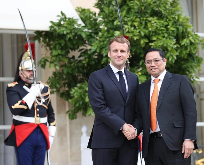 Thủ tướng Chính phủ Phạm Minh Chính hội kiến Tổng thống Pháp Emmanuel Macron