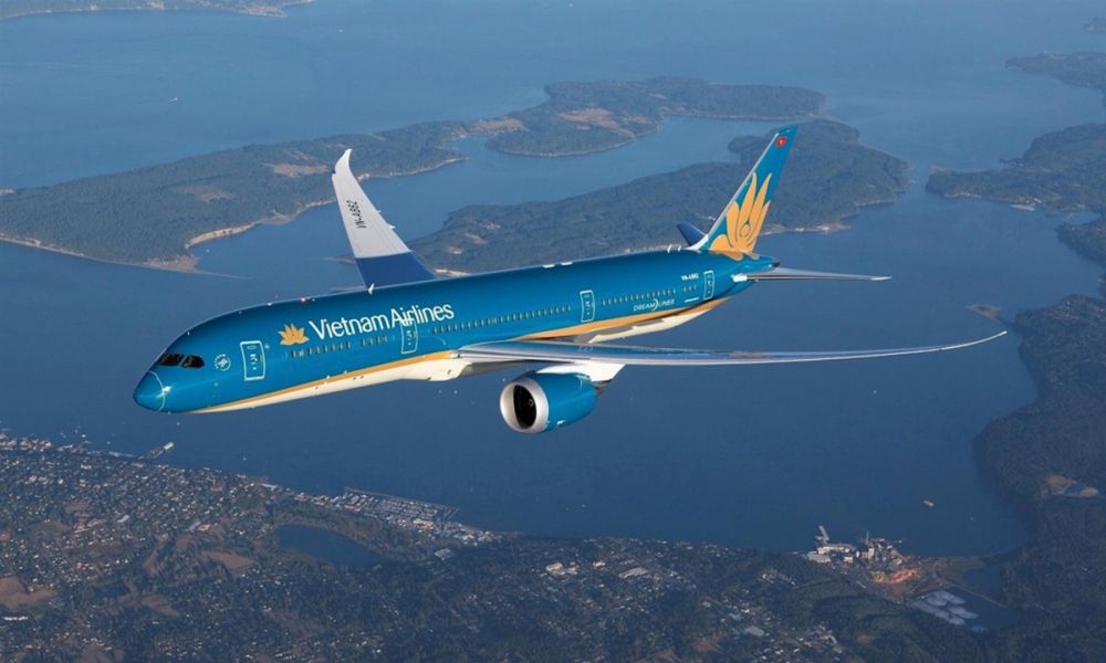 Vietnam Airlines kiến nghị miễn thuế môi trường, tăng trần giá vé bay