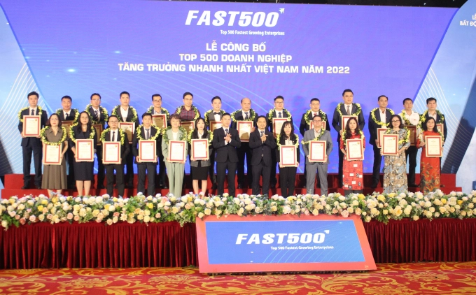 Bảng xếp hạng FAST500- Top 500 doanh nghiệp tăng trưởng nhanh nhất Việt Nam được dựa trên tiêu chí chính là tốc độ tăng trưởng kép (CAGR) về doanh thu (Ảnh: Trung Quân)