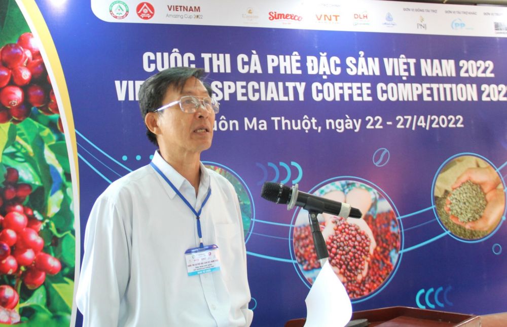 Chủ tịch Hiệp hội Cà phê Buôn Ma Thuột, Phó trưởng ban Ban tổ chức Cuộc thi Cà phê đặc sản Việt Nam 2022 Trịnh Đức Minh phát biểu khai mạc