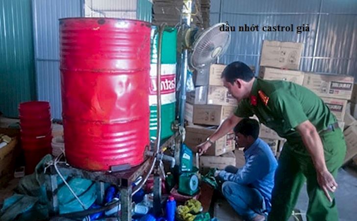 H&agrave;ng loạt thương hiệu dầu nhớt xe m&aacute;y bị l&agrave;m giả