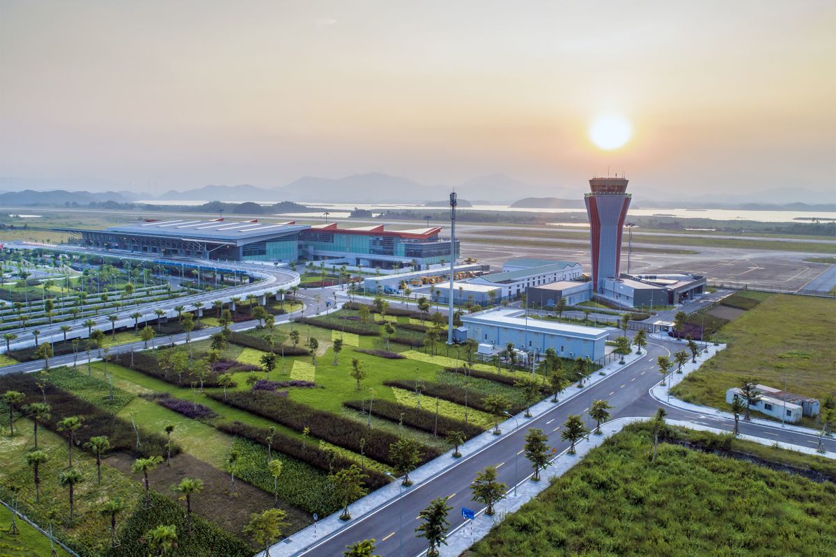 Toàn cảnh sân bay Vân Đồn, Quảng Ninh.