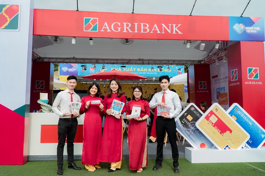 Agribank luôn quan tâm đến việc phát triển công nghệ, ứng dụng số hóa trong phát triển hoạt động ngân hàng.