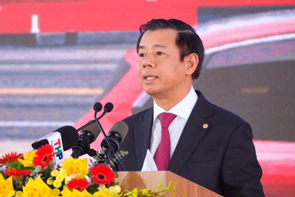 Phó Chủ tịch kiêm Tổng giám đốc Tập đoàn Vingroup Nguyễn Việt Quang phát biểu tại sự kiện.