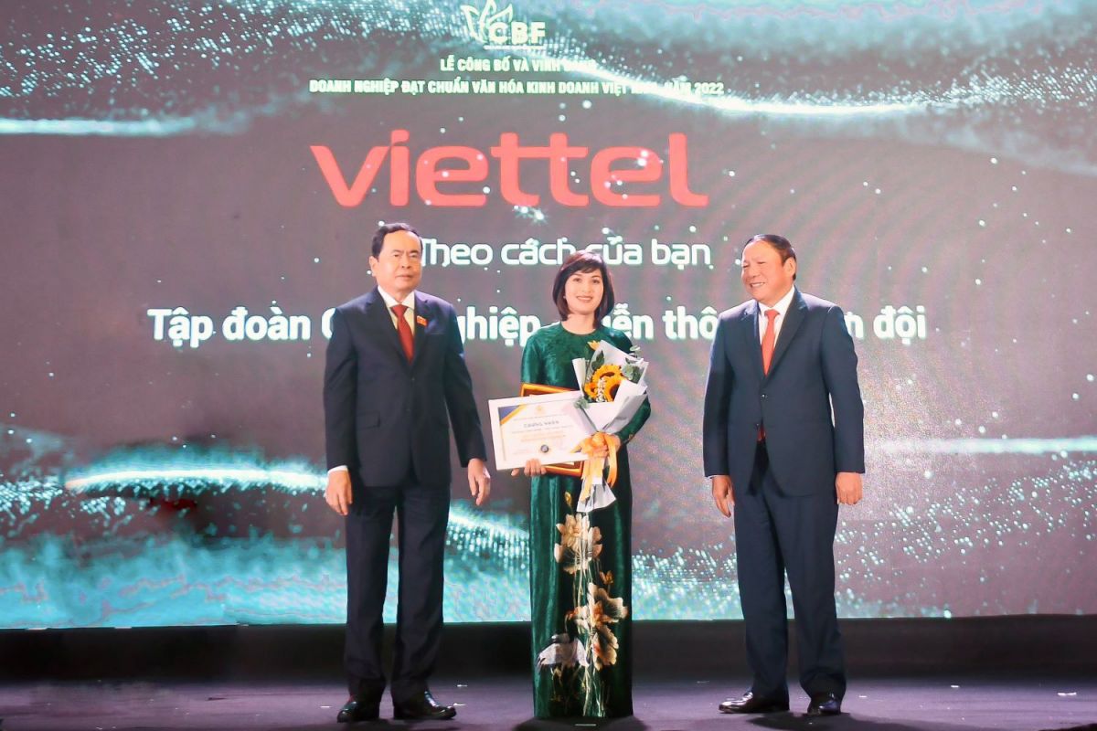 Viettel là doanh nghiệp có môi trường làm việc tốt nhất trong lĩnh vực CNTT-VT.
