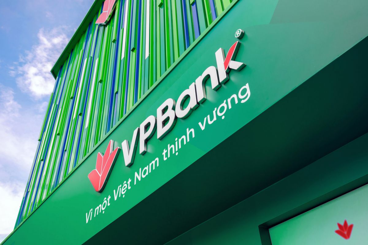 VPBank thay đổi mặt tiền chi nhánh theo định vị mới.