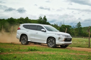 Mitsubishi Pajero Sport 2020 ra mắt tại Việt Nam, giá 1,110 tỷ