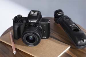 Canon EOS M50 Mark II có mức giá 16 triệu đồng tại thị trường Việt Nam