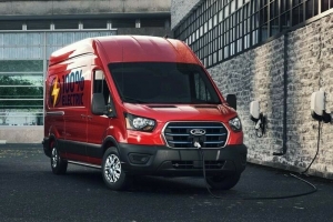 Ra mắt xe chạy điện Ford E-Transit, có thể đi được 202 km