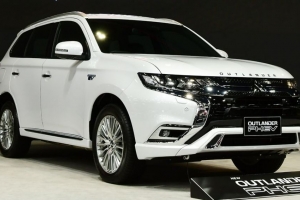 Mitsubishi Outlander PHEV bắt đầu được sản xuất, dự kiến về Việt Nam trong năm 2021