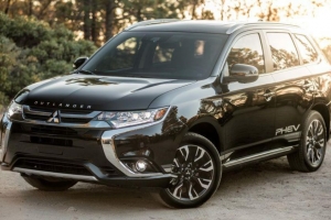 Thu hồi hơn 5000 xe ô tô Mitsubishi Outlander thay thế bơm xăng bị lỗi