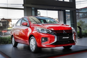 Mở hàng Xuân Tân Sửu, Mitsubishi Attrage Premium ra mắt