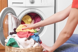 Những mẹo giặt quần áo sạch, tiết kiệm thời gian, điện nước