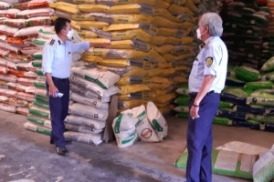 Phát hiện 7,5 tấn phân bón giả được bày bán tại huyện Châu Thành