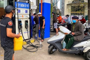 Công an Hà Nội khuyến cáo người dân không tích trữ xăng, dầu trong nhà