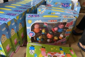Thu giữ hàng nghìn sản phẩm đồ chơi trẻ em không rõ nguồn gốc xuất xứ