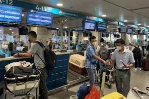 Sân bay Tân Sơn Nhất tăng thêm gần 5.000 vé mỗi ngày dịp lễ 30/4 - 1/5