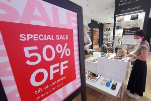 Gucci, Dior, Chanel… giảm giá tới 90% tại sự kiện khuyến mãi hàng hiệu - Flash Sale Holiday