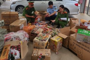 Thanh Hóa: Phát hiện, thu giữ 6.603 sản phẩm không rõ nguồn gốc, hết hạn sử dụng