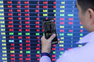 VN-Index hôm nay: Nhà đầu tư nên dừng mua vào cổ phiếu