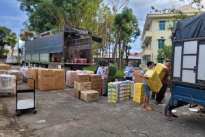 Kon Tum: Phát hiện phương tiện vận chuyển lượng lớn hàng hóa do nước ngoài sản xuất không có hóa đơn chứng từ hợp pháp