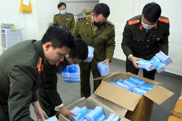 Tăng cường ph&ograve;ng, chống bu&ocirc;n lậu khẩu trang y tế