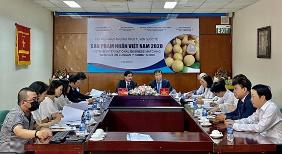 Giao thương trực tuyến quốc tế về sản phẩm nhãn Việt Nam
