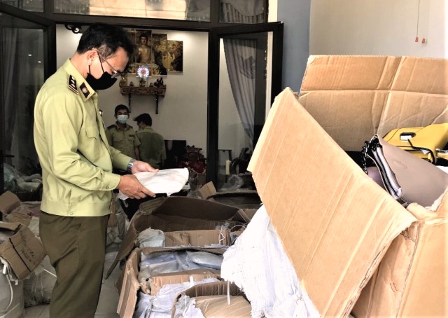 Quảng Nam: Tạm giữ 800 sản phẩm hàng hoá nhập lậu, kinh doanh trên môi trường thương mại điện tử