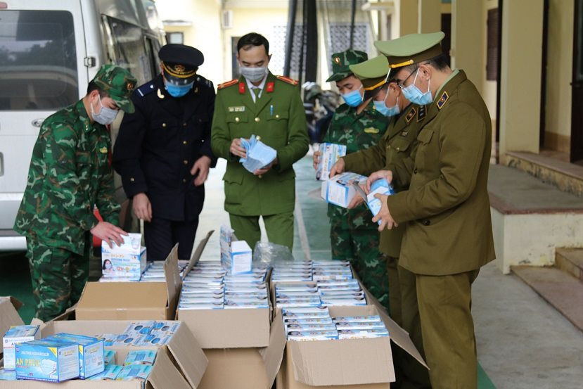 Xử lý nghiêm việc sản xuất khẩu trang, găng tay không đảm bảo chất lượng