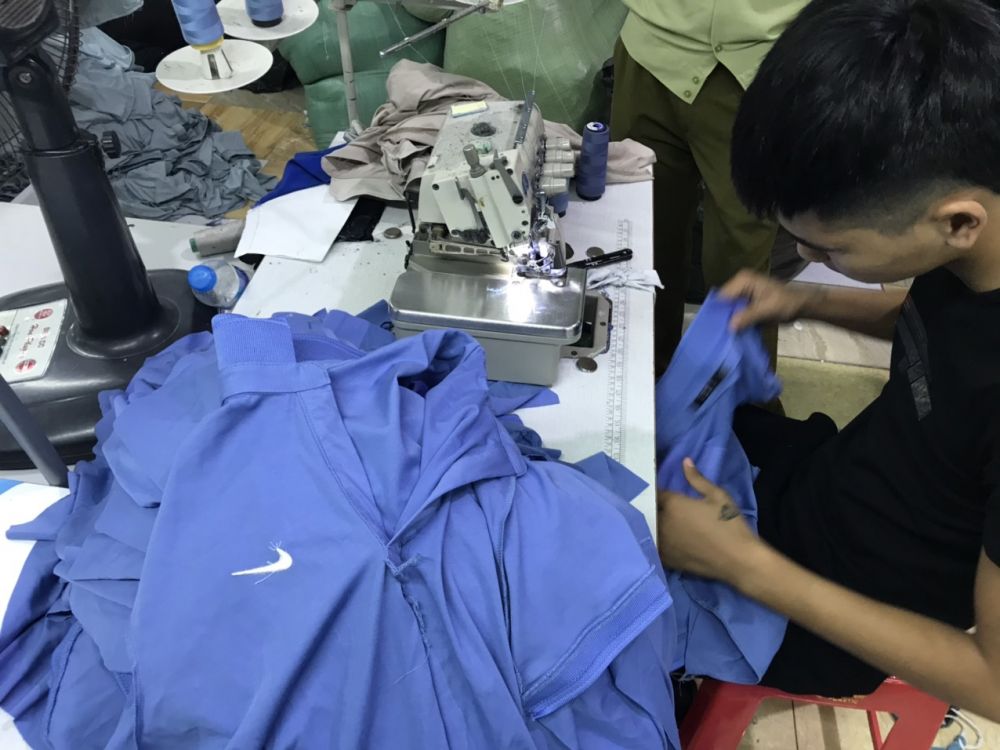 Triệt phá Công ty may đang gia công hàng nghìn sản phẩm giả thương hiệu Adidas, Nike, Gucci, Lacoste