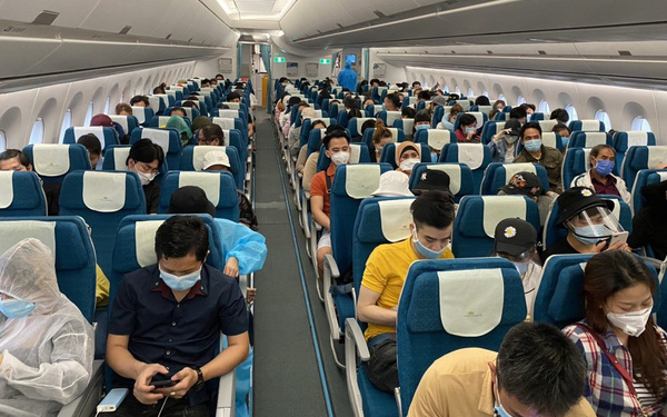 Hàng không chỉ bán vé cho người đã có thị thực nhập cảnh và địa điểm lưu trú cụ thể tại Việt Nam