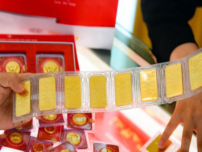 Giá vàng SJC chiều 28/9: Lao dốc mạnh vào cuối phiên