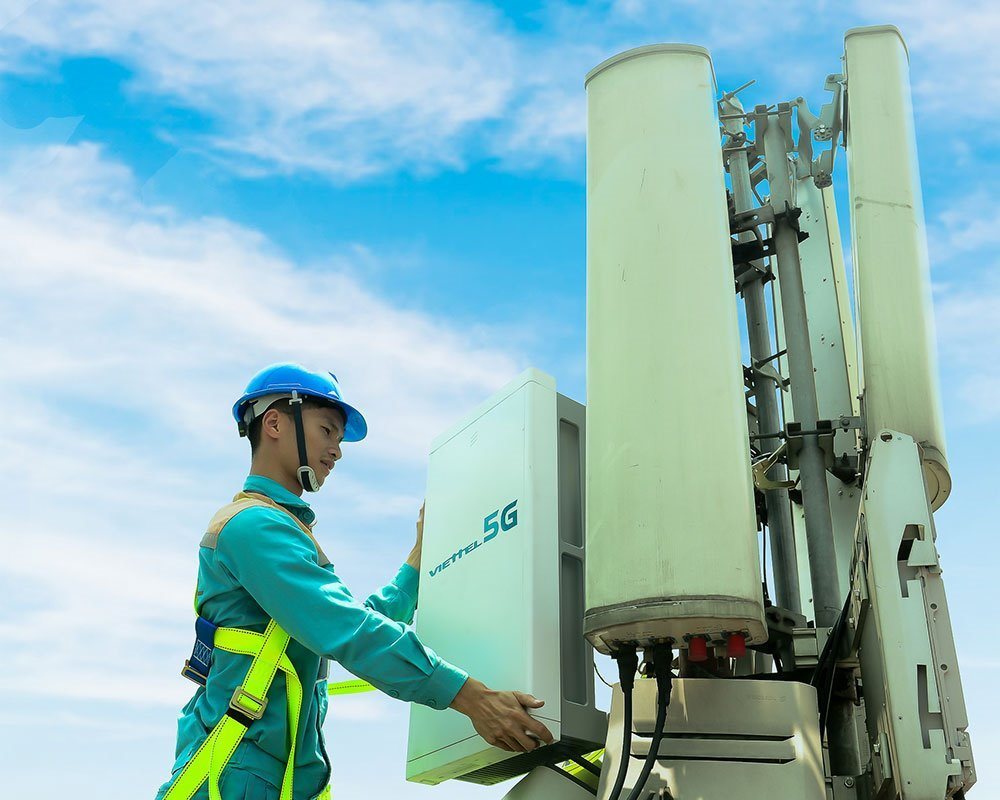 Viettel và Vingroup hợp tác phát triển trạm phát sóng 5G chất lượng cao